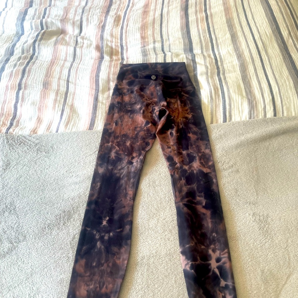 lululemon athletica tie-dye leggings